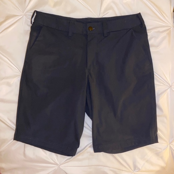 Lululemon Mens Shorts - Picture 2 of 3